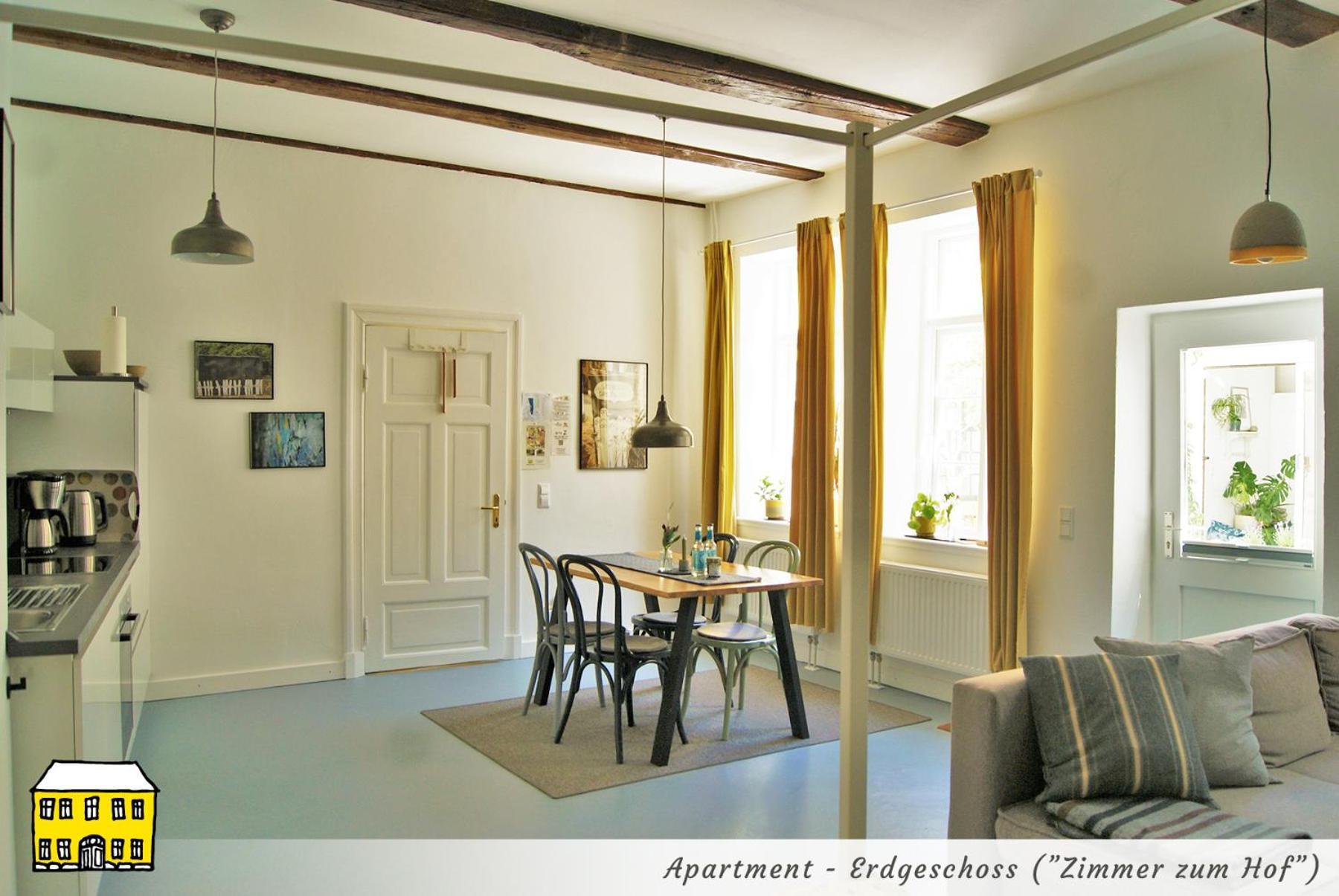 Das Gelbe Haus - Drei Besondere Ferienwohnungen เฟลนส์บวร์ก ภายนอก รูปภาพ